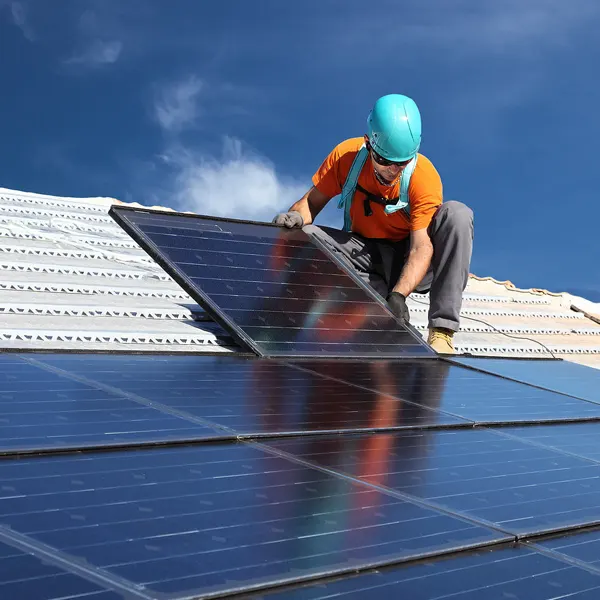 Výhody strešných fotovoltaických systémov